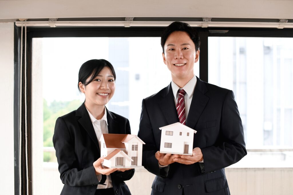不動産売却会社担当者イメージ